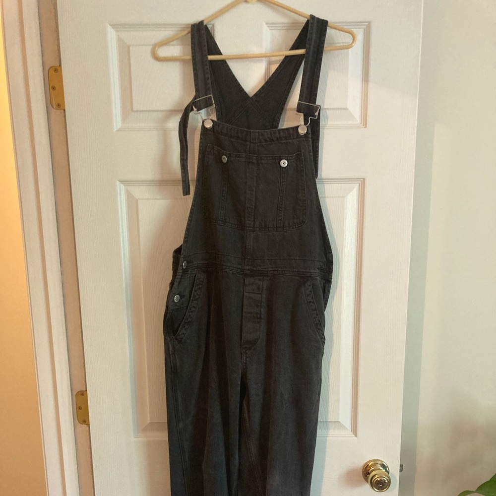 Free people black overalls size 27